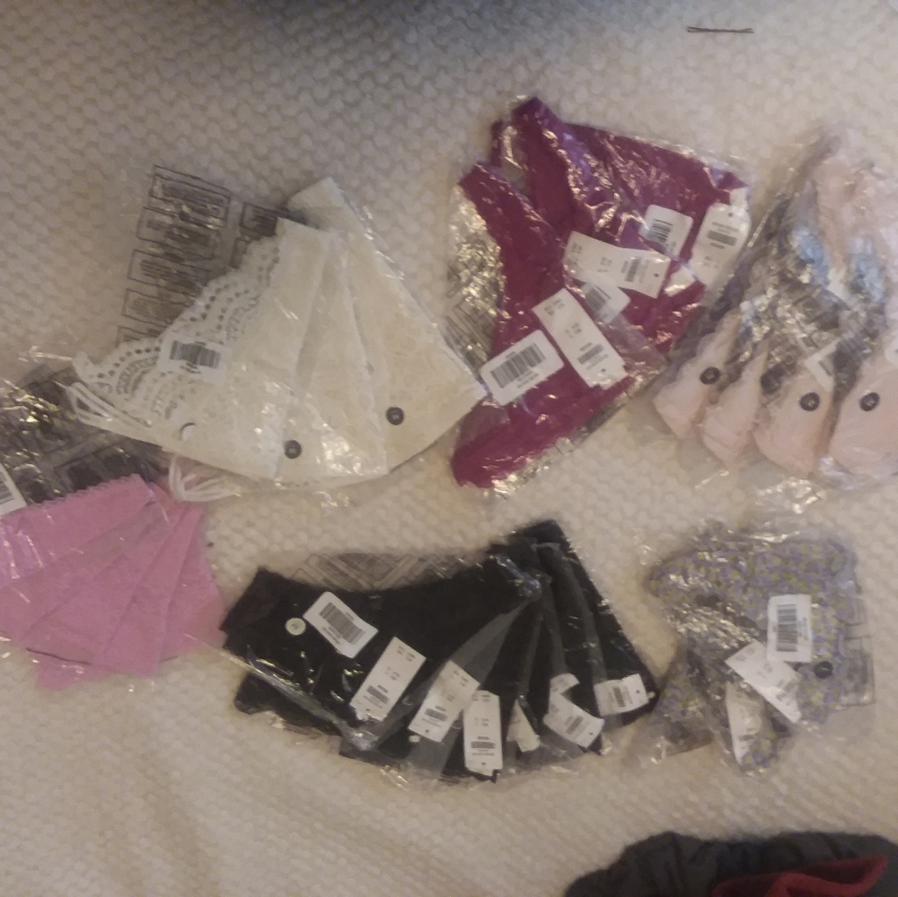 15 pairs of Gilly Hicks by hollister panties
